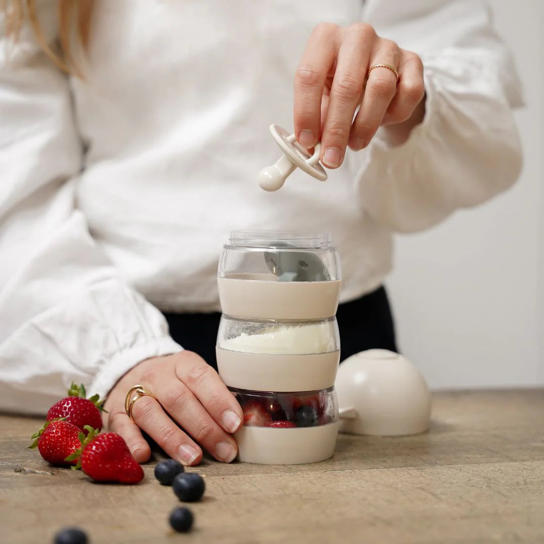 Elhée So Mimi Milk Dispenser