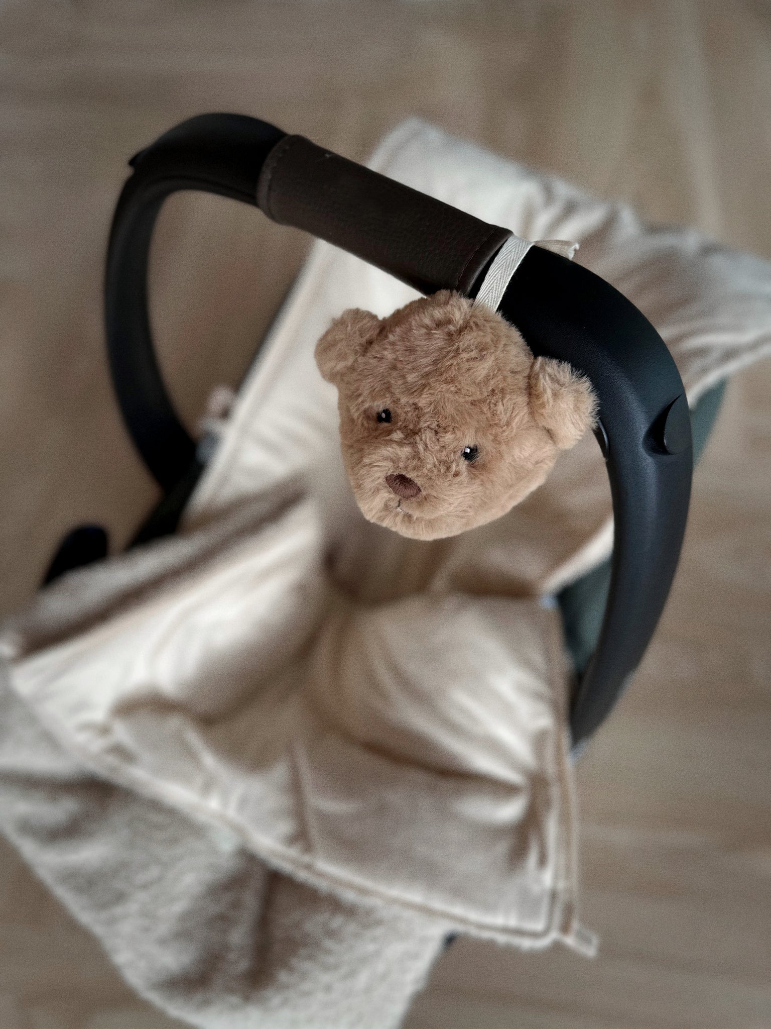 Lou - Heartbeat Comforter On-The-Go